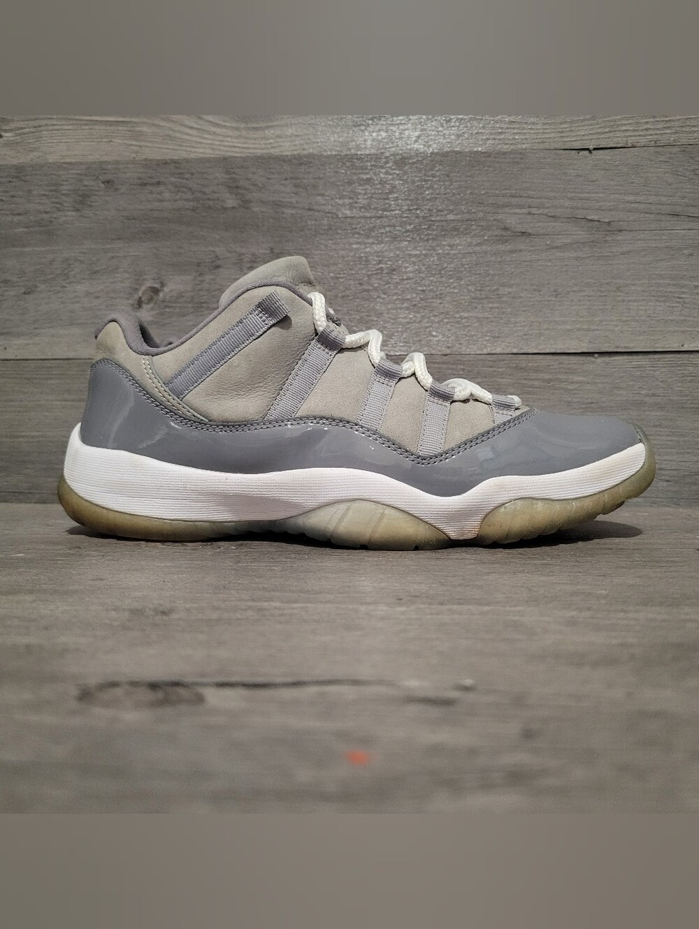 Air Jordan 11 Retro Low Mens Size 11 Cool Grey 2018 528895-003